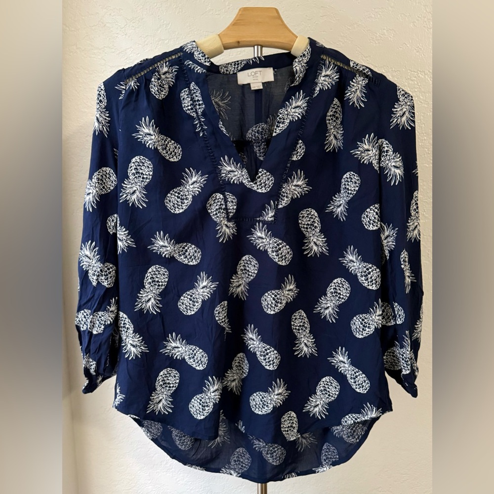 Loft Outlet Navy Pineapple Blouse- Size XSP